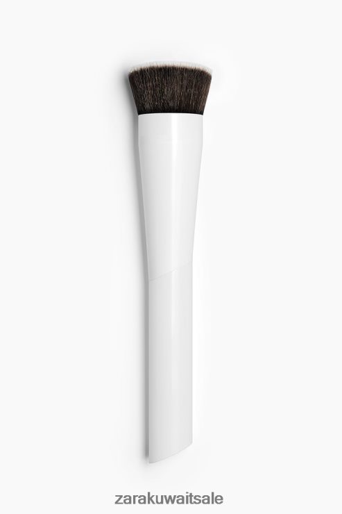 مُكَمِّلات Zara فرشاة كابوكي إبداعي نحيف X42BR4813